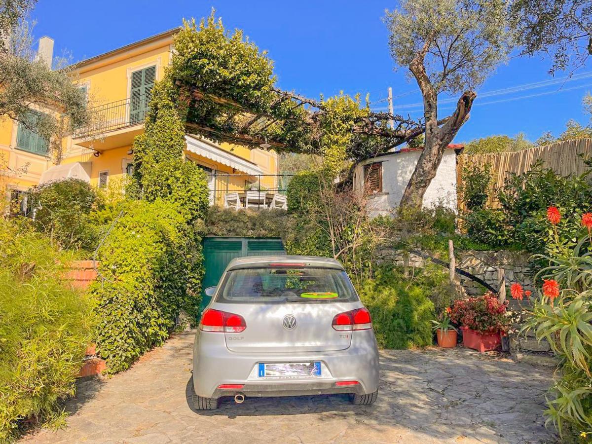 Villa L'uliveto Di Santa Con Piscina