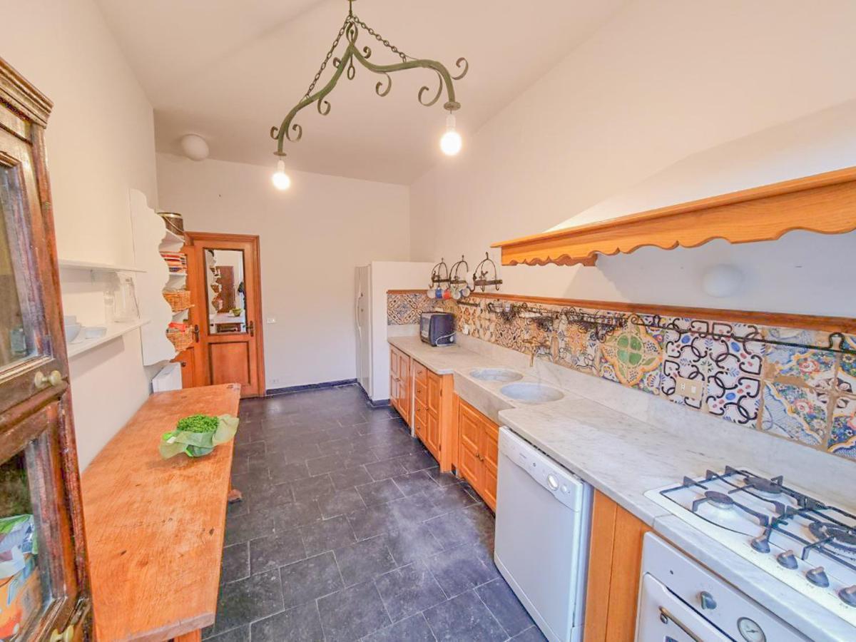 Villa L'uliveto Di Santa Con Piscina *